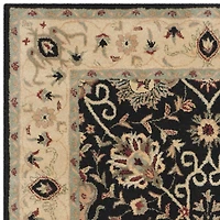 Safavieh Georgeanna Traditional Area Rug
