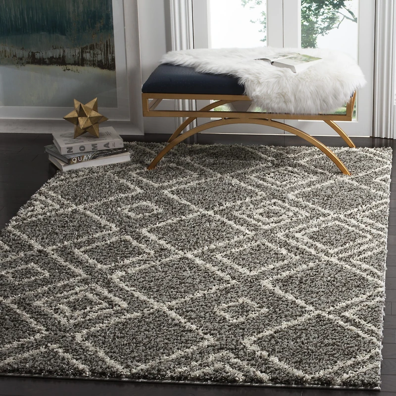 Safavieh London Geometric Area Rug