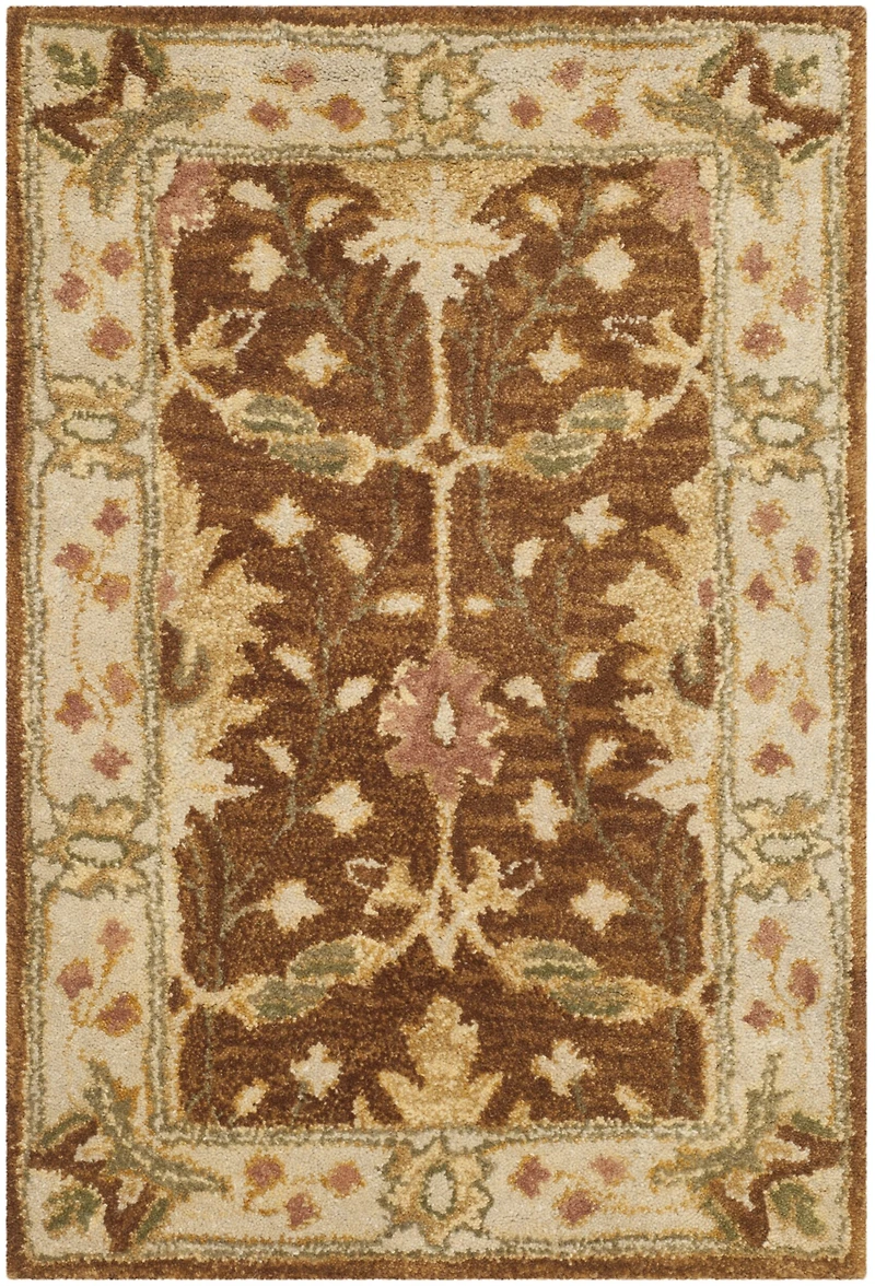 Safavieh Laurel Traditional Area Rug