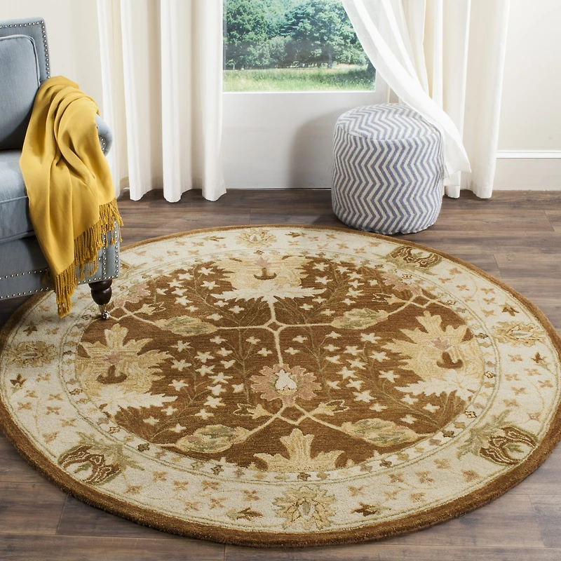 Safavieh Laurel Traditional Area Rug