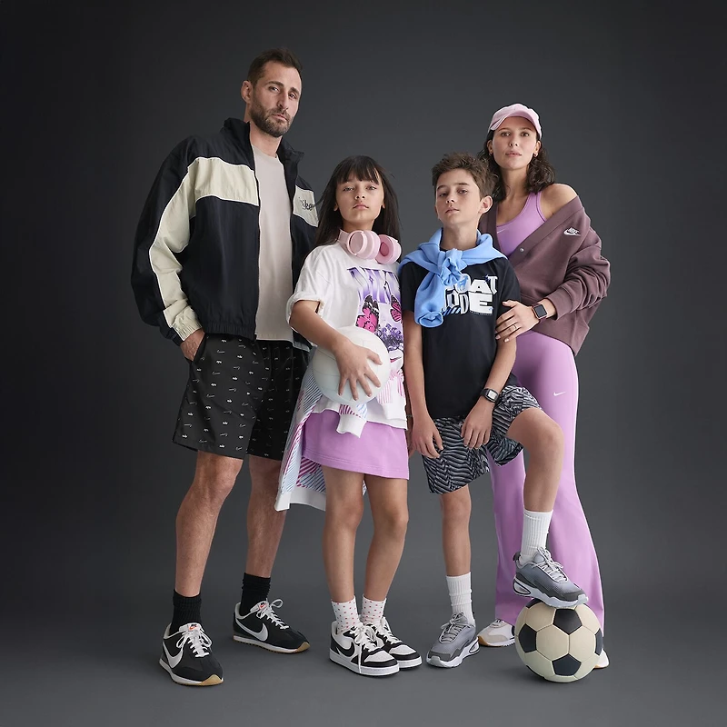 Nike Club Big Kid Girls Crew Neck Long Sleeve Sweatshirt
