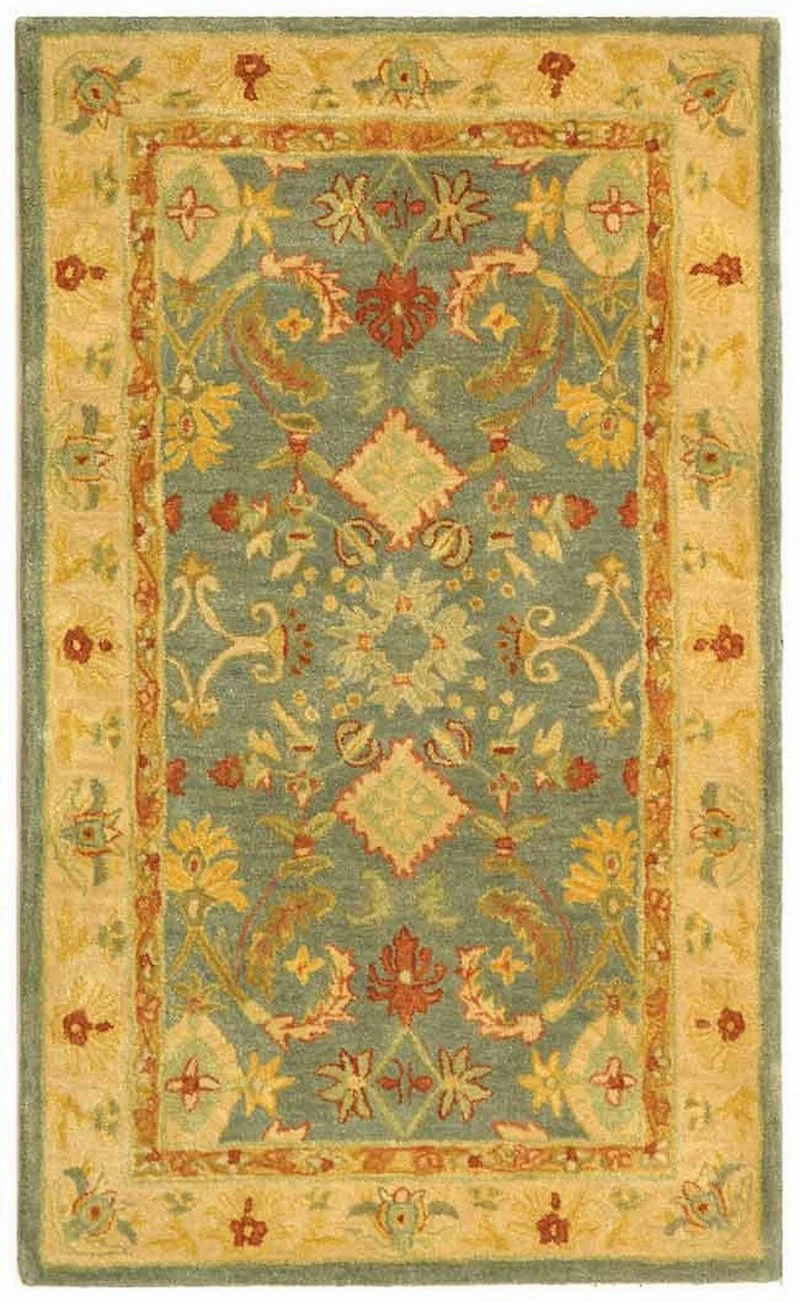 Safavieh Wilfreda Traditional Area Rug