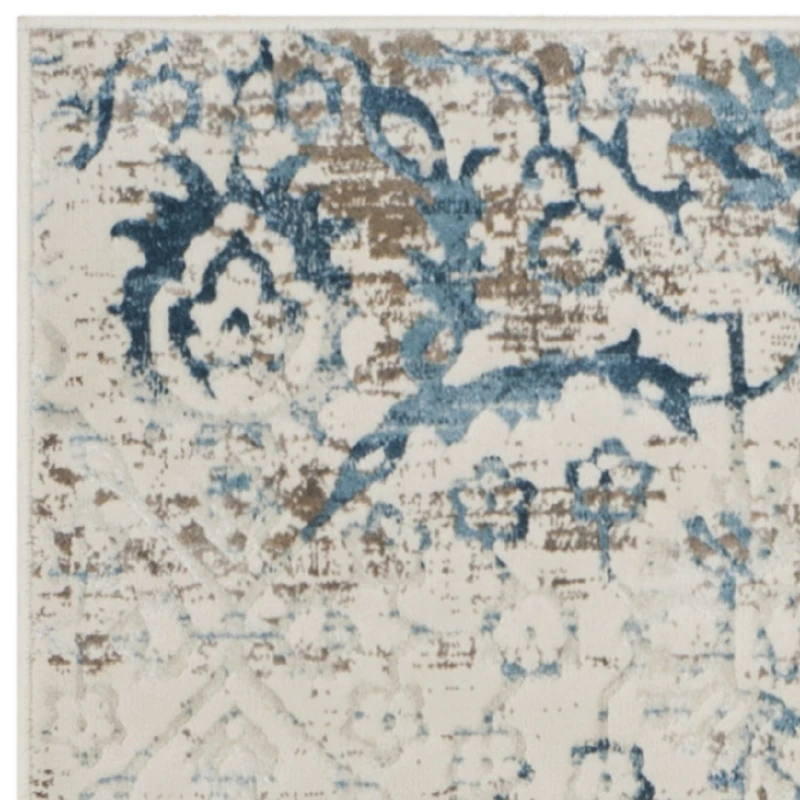 Safavieh Briella Traditional Area Rug