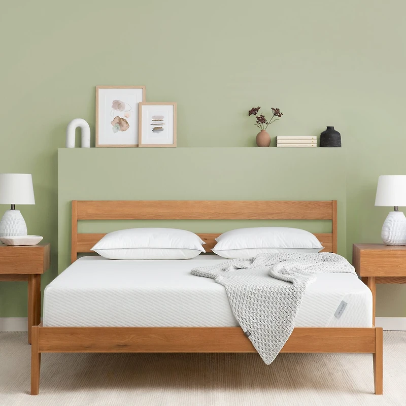 Tuft & Needle 9.5" Medium Firm Foam - Mattress a Box
