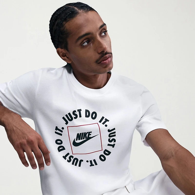Nike Just Do It Mens Crew Neck Short Sleeve Classic Fit Graphic T-Shirt
