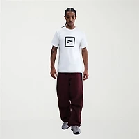 Nike Mens Crew Neck Short Sleeve Classic Fit Graphic T-Shirt