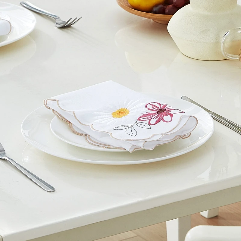 Elrene Home Fashions Sunflower And Daisies Cutwork 4 Pack Napkins