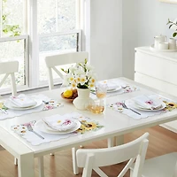 Elrene Home Fashions Sunflower And Daisies Cutwork 4 Pack Napkins