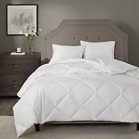 Madison Park Signature 1000tc Cotton Blend Midweight Down Alternative Comforter