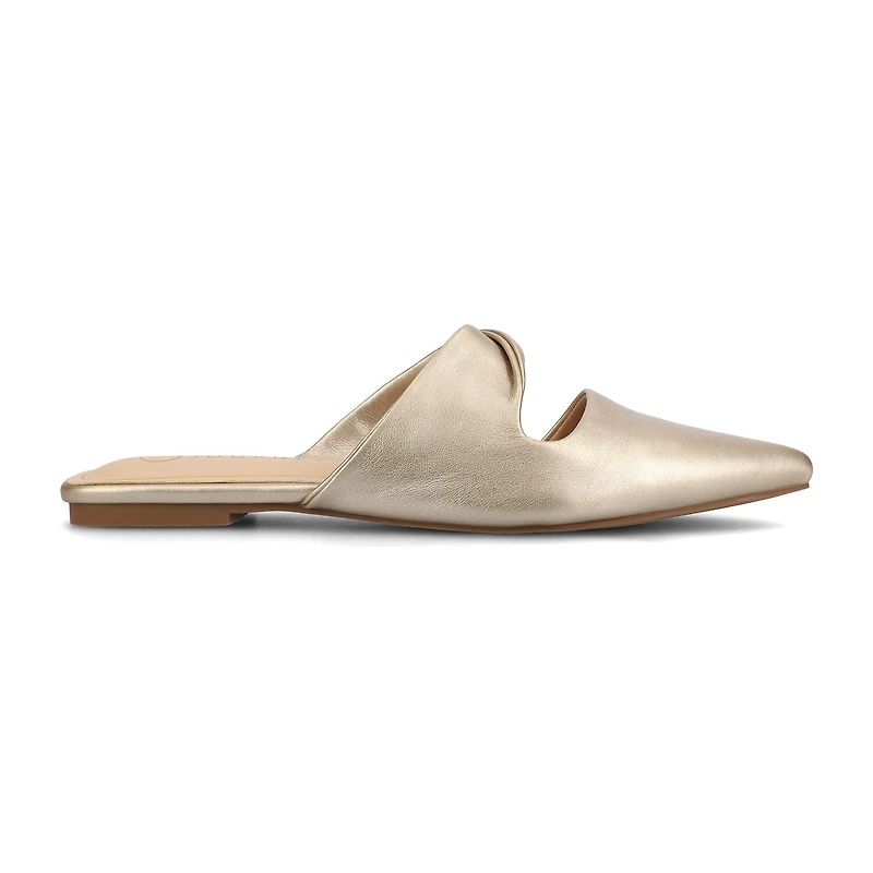 Journee Collection Enniss Womens Pointed Closed Toe Mules