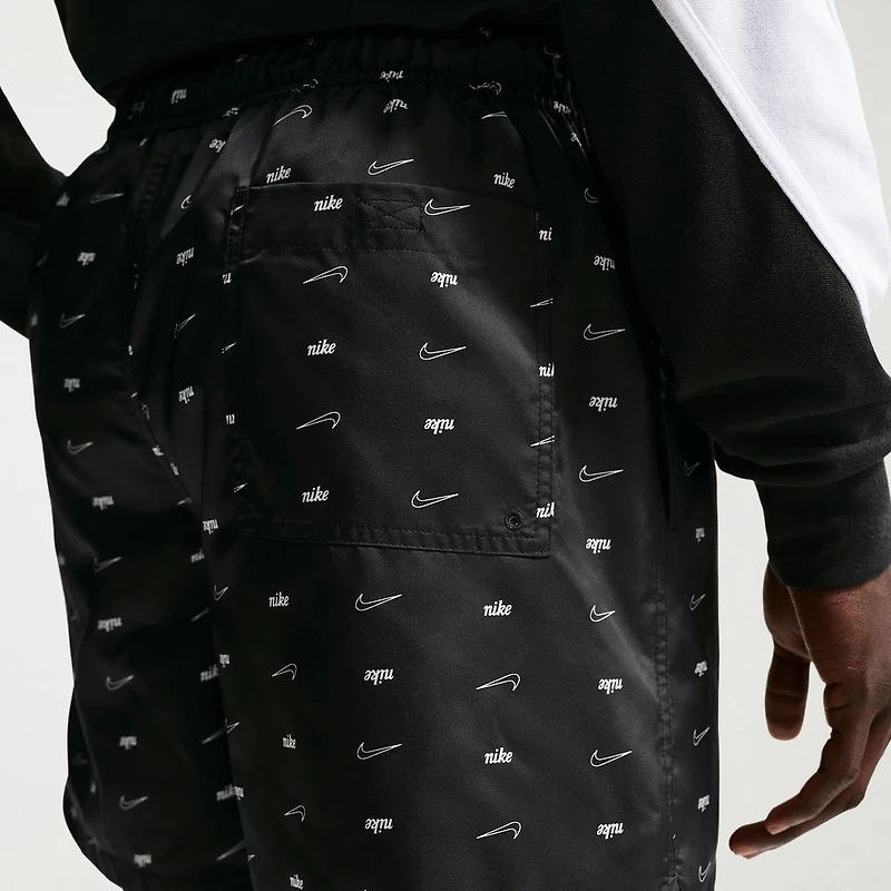 Nike Flow Mens 9" Mid Rise Workout Shorts