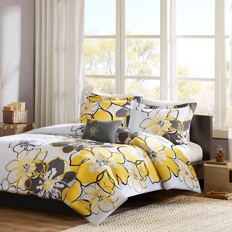 Mi Zone Mackenzie Floral 4-pc. Midweight Comforter Set