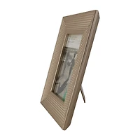 Northlight 5" X 7" Gold Honeycomb Tabletop Frame