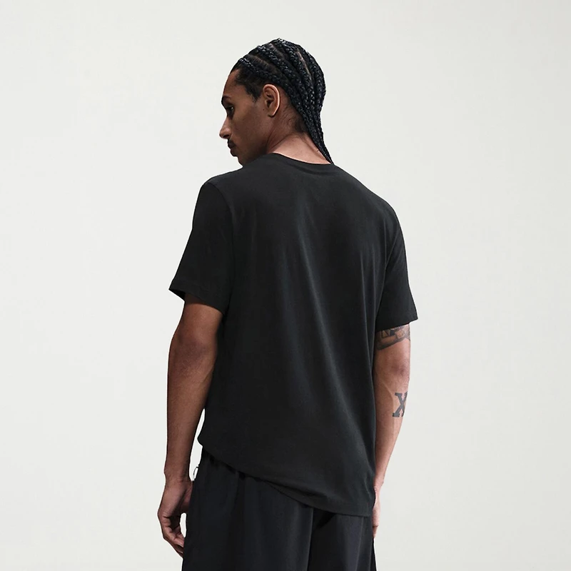 Nike Mens Crew Neck Short Sleeve Classic Fit Graphic T-Shirt