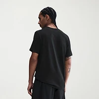Nike Mens Crew Neck Short Sleeve Classic Fit Graphic T-Shirt