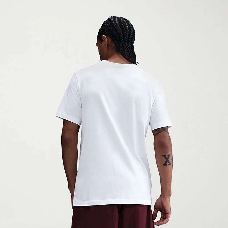 Nike Mens Crew Neck Short Sleeve Classic Fit Graphic T-Shirt