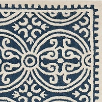 Safavieh® Iris Runner rug
