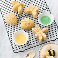 Nordicware Backyard Bugs Cake Pan