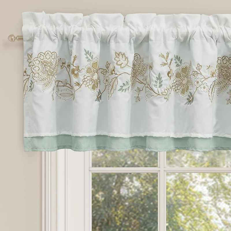 Royal Court Spring Social Rod Pocket Tailored Valance