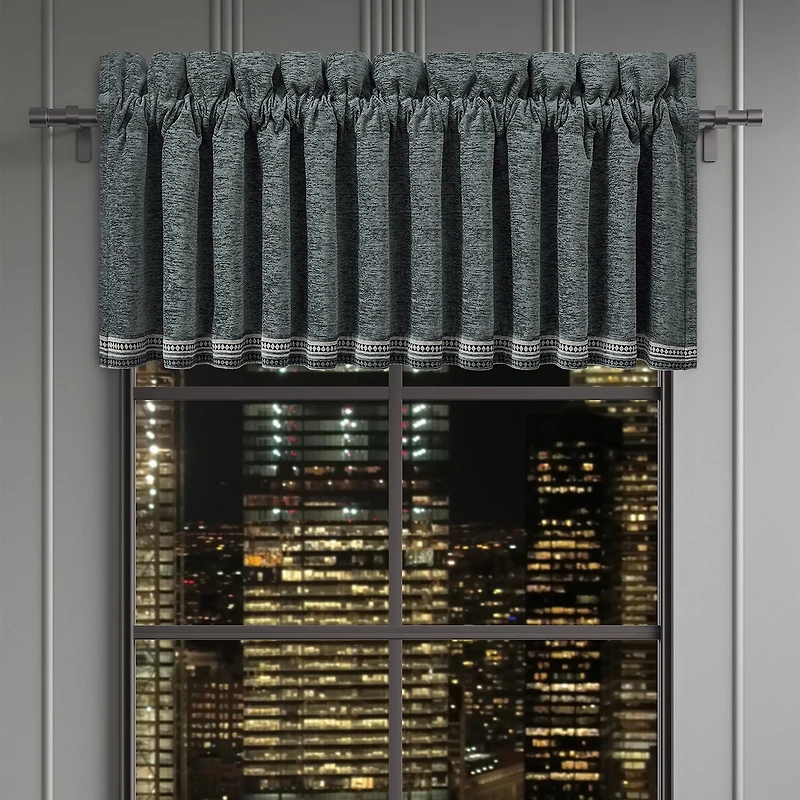 Queen Street Prairie Rod Pocket Tailored Valance