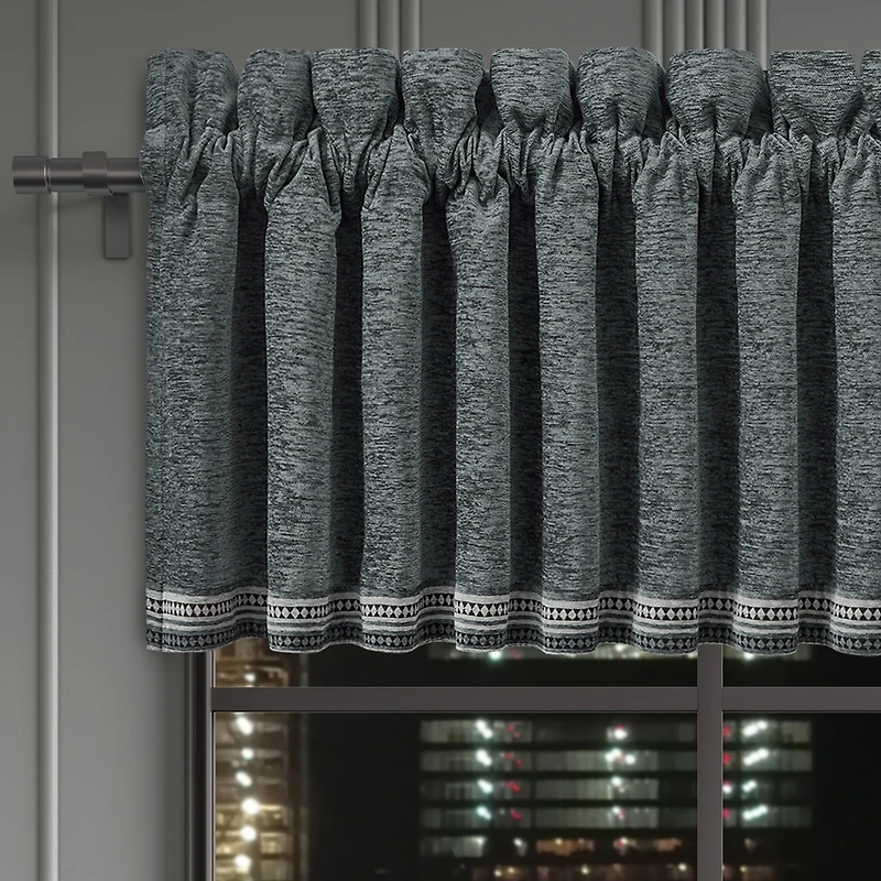 Queen Street Prairie Rod Pocket Tailored Valance