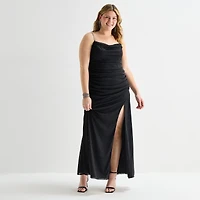 Jump Apparel Womens Juniors Plus Straight Neck Sleeveless Glitter Bodycon Dress