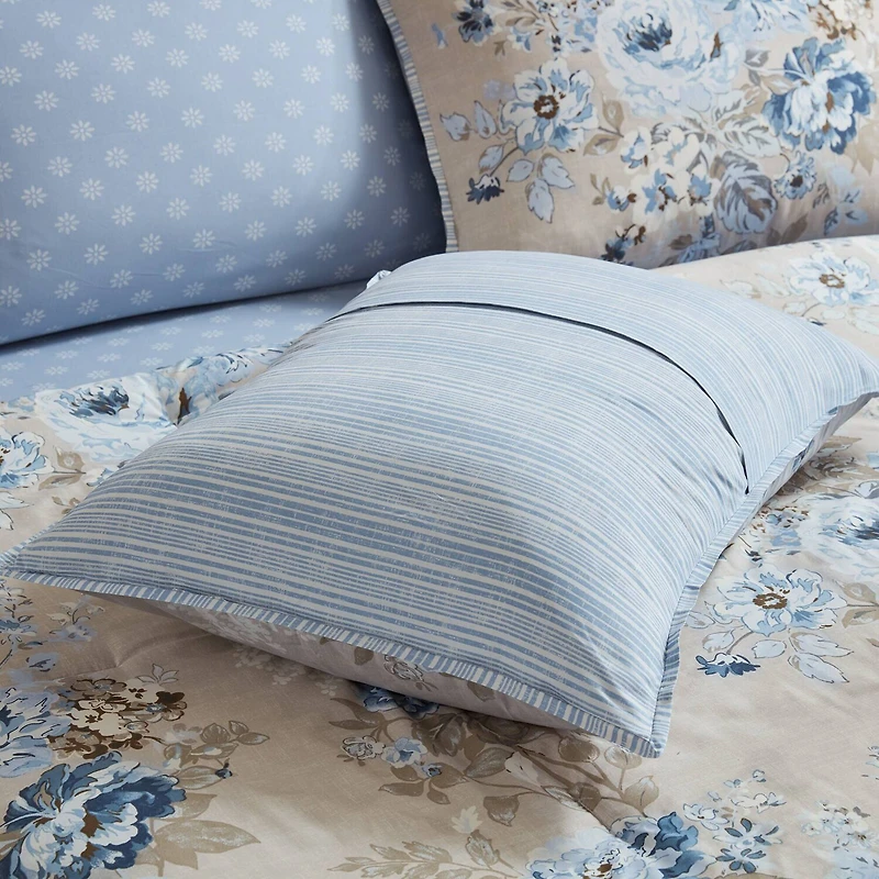 Madison Park Essentials Dahlia Floral Print Complete Bedding Set with Sheets