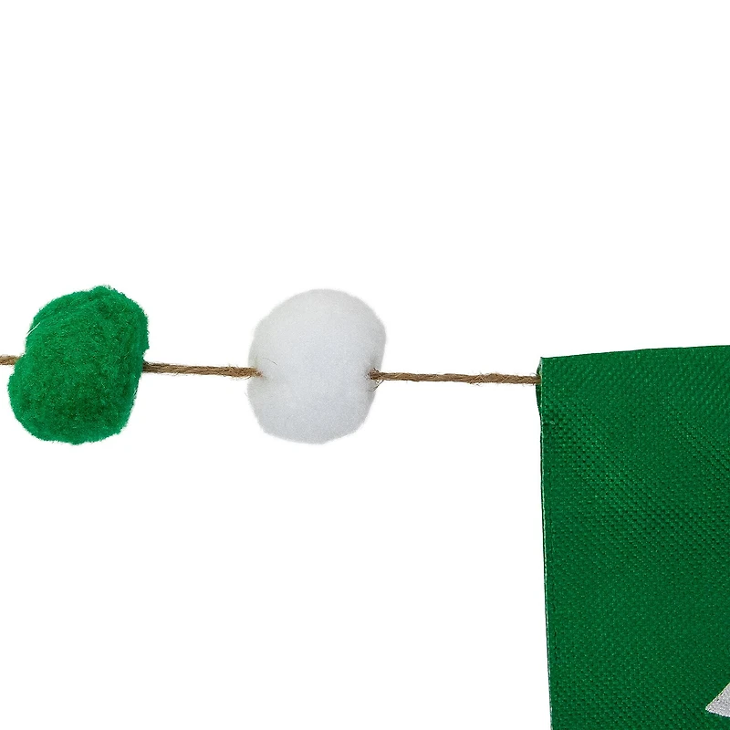 Northlight 8ft Plaid Sowtail Flag Banner