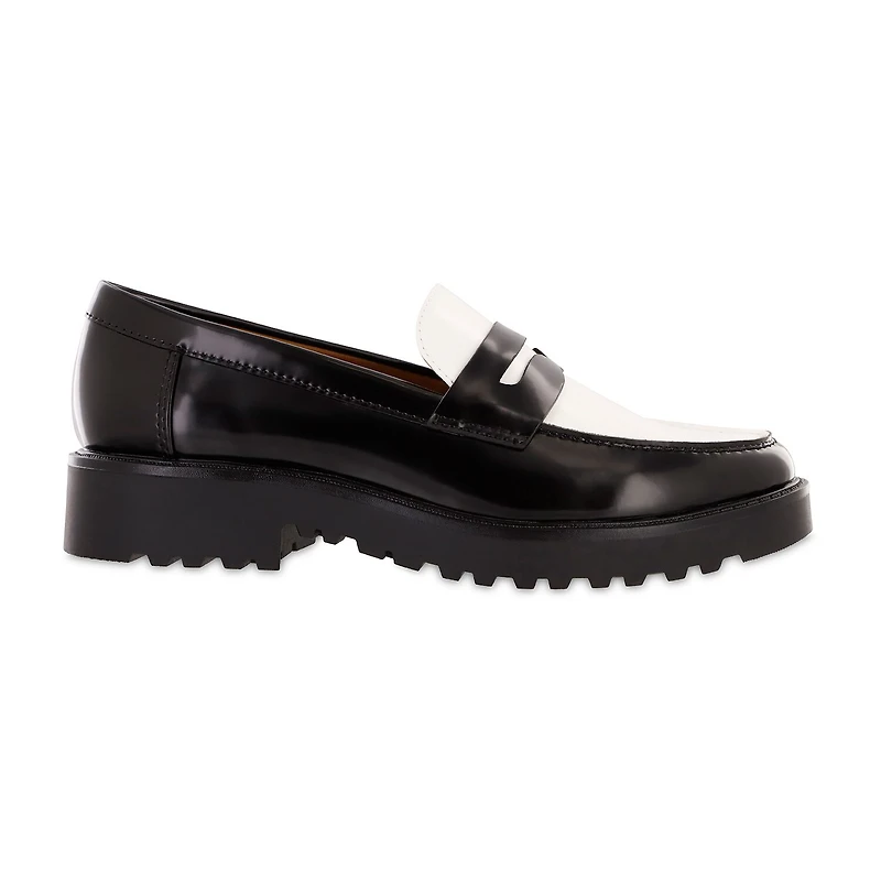 Mia Amore Hali Womens Moc Closed Toe Loafers