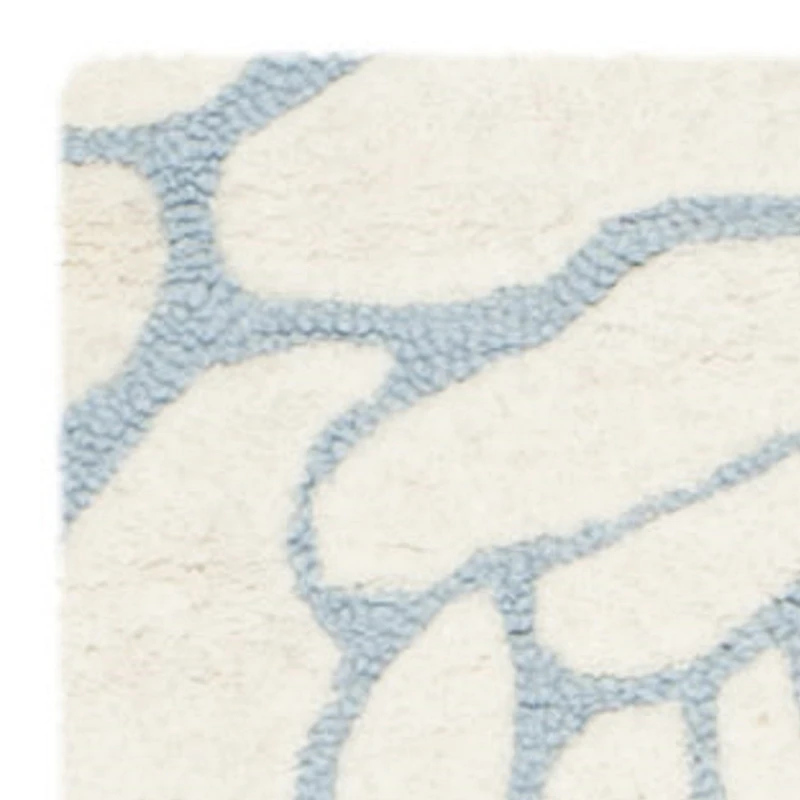Safavieh Dacre Floral Wool Indoor Rectangular Accent Rug