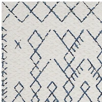 Safavieh Phipp Geometric Rug