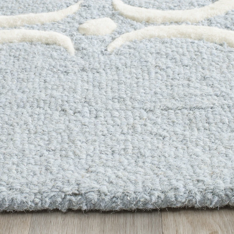 Safavieh Ronan Geometric Hand Tufted Wool Rug