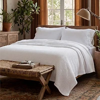 Bedsure® Woven Bamboo Waffle Midweight Blanket