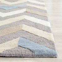 Safavieh Adella Chevron Hand-Tufted Wool Rug
