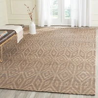 Safavieh Lue Geometric Rug