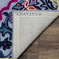 Safavieh Landen Floral Rug