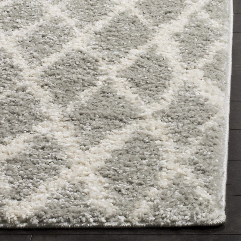 Safavieh Fraser Geometric Rug
