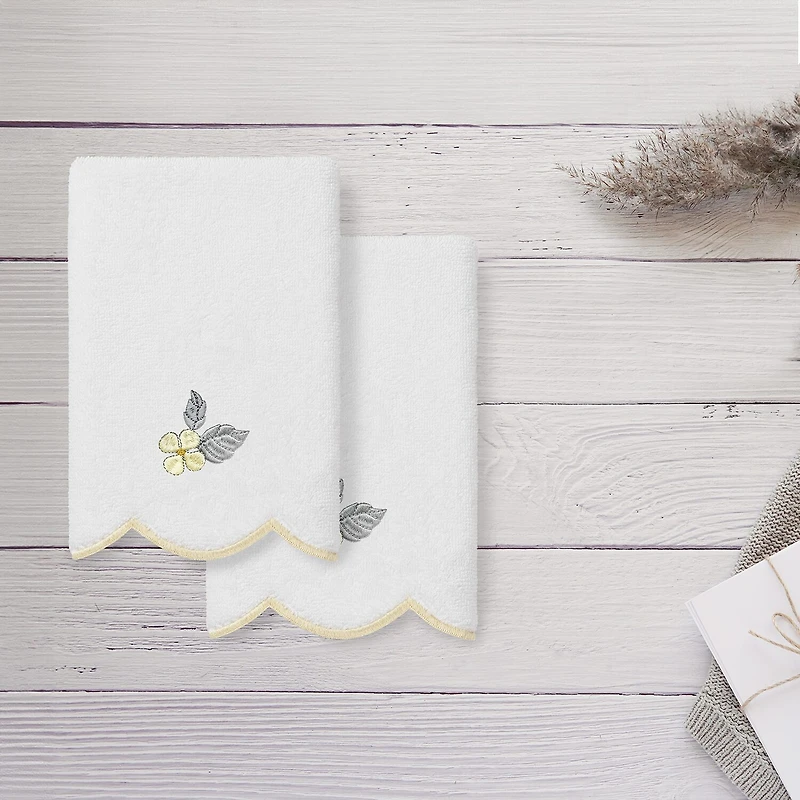 Linum Home Textiles Hydea Scallop 2-pc. Embellished Fingertip Towel