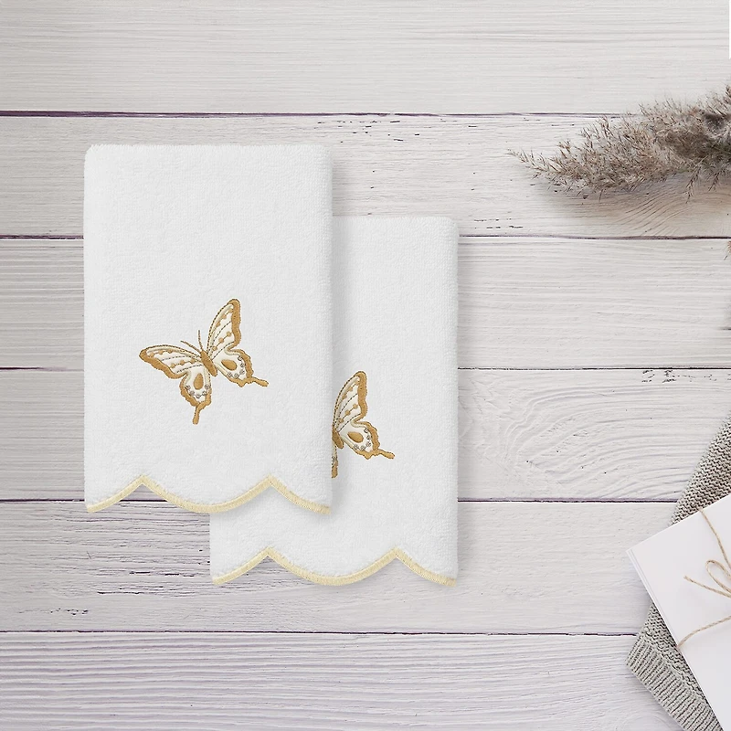Linum Home Textiles Britney Scallop 2-pc. Embellished Fingertip Towel