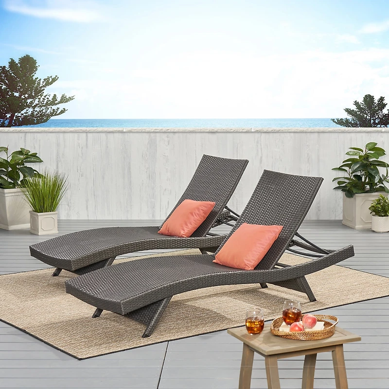 Salem Adjustable 2-pc. Lounge Chair