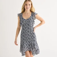 Emerald Sundae Womens Juniors Sweetheart Neck Short Sleeve Babydoll Dress