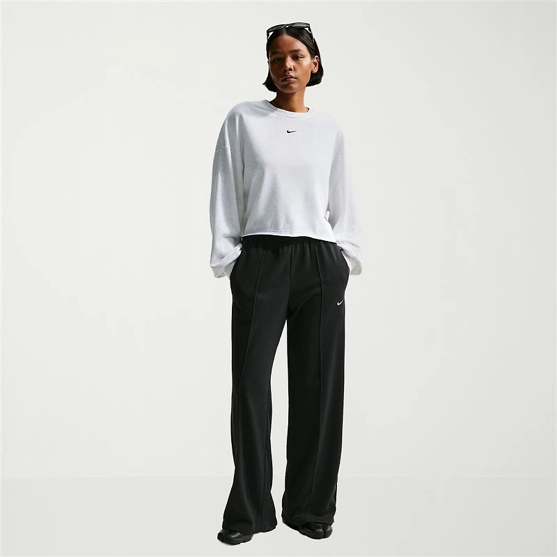 Nike Womens Crew Neck Long Sleeve Embroidered Sweatshirt