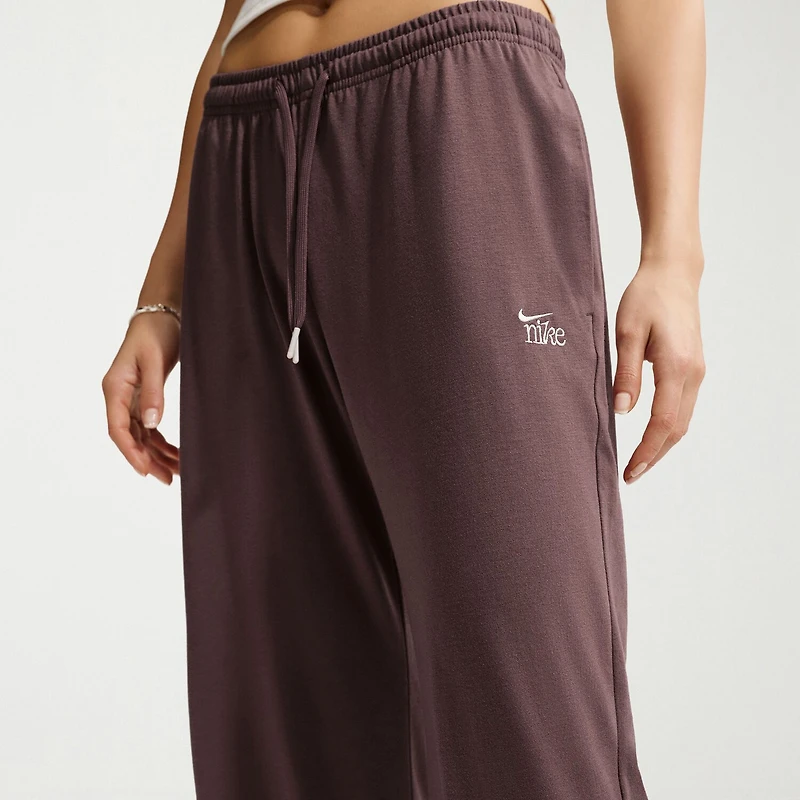 Nike Womens Drawstring Waist Lightweight Moisture Wicking Straight Mid Rise Regular Fit Sweatpant