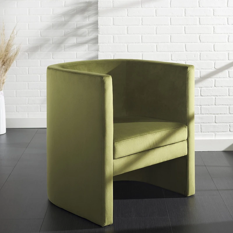 Safavieh Eydis Upholstered Barrel Chair