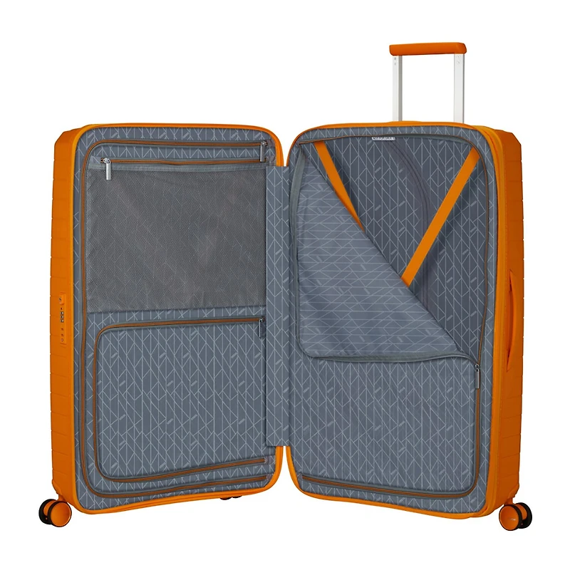 American Tourister Fastforward 29 Inch Hardside Expandable Checked Spinner Luggage
