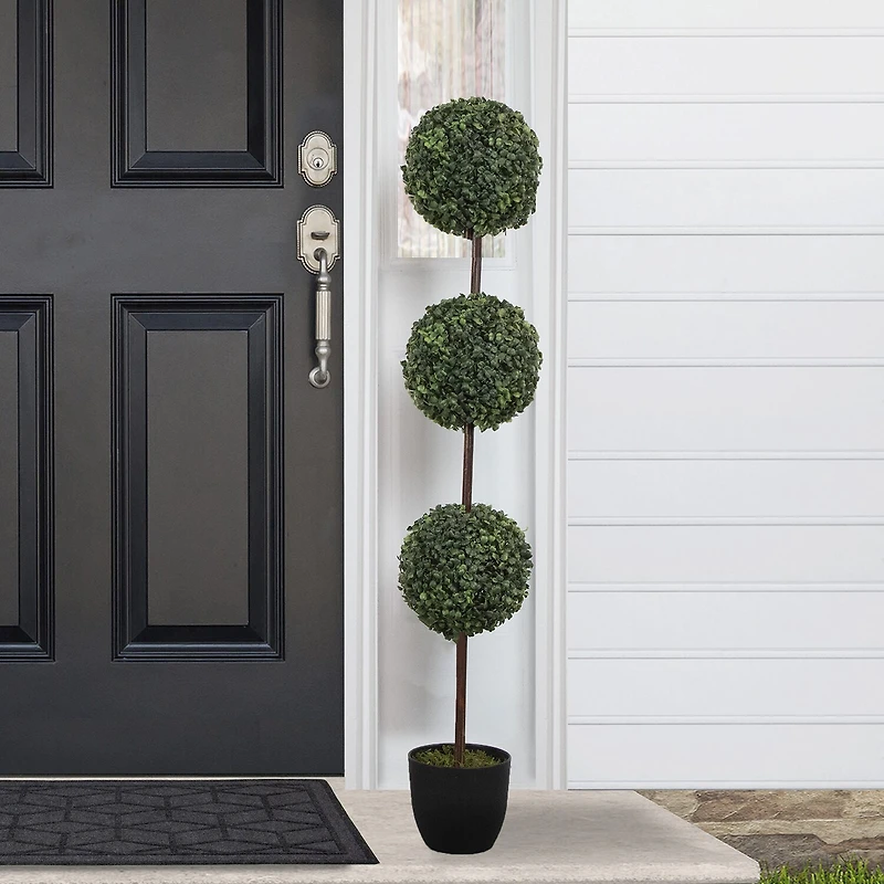 Northlight 4ft Two-Tone Boxwood With Round Pot Artificial Plant