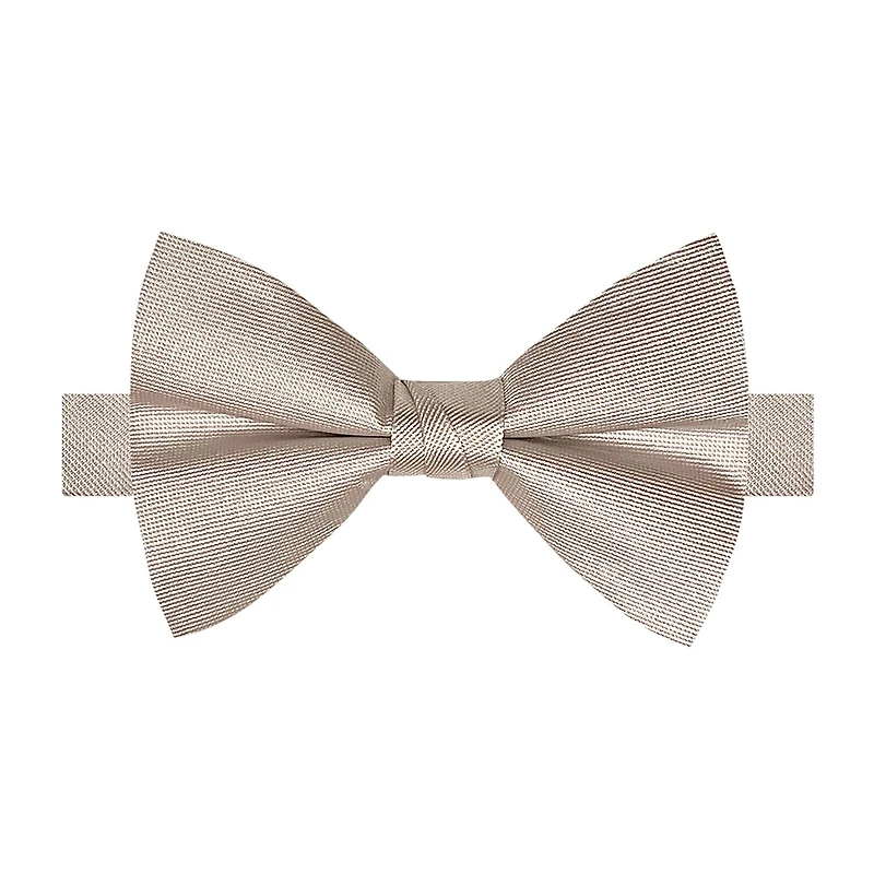J. Ferrar Shimmer Pre-Tied Bow Tie