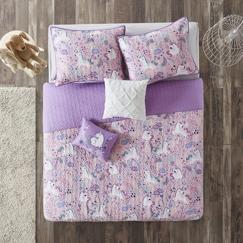 Intelligent Design Ella Unicorn Reversible 100% Cotton Quilt Set With Throw Pillows