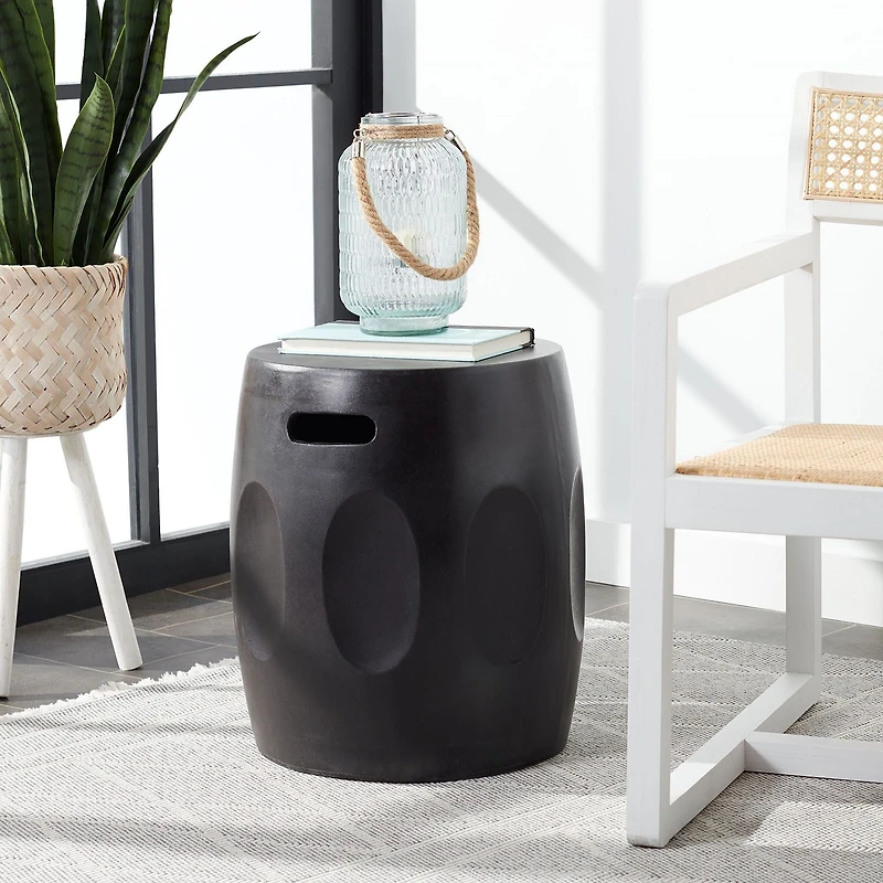 Safavieh Zuri Weather Resistant Cement Side Table
