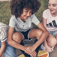 adidas Big Kid Girls Crew Neck Short Sleeve Regular Fit Graphic T-Shirt